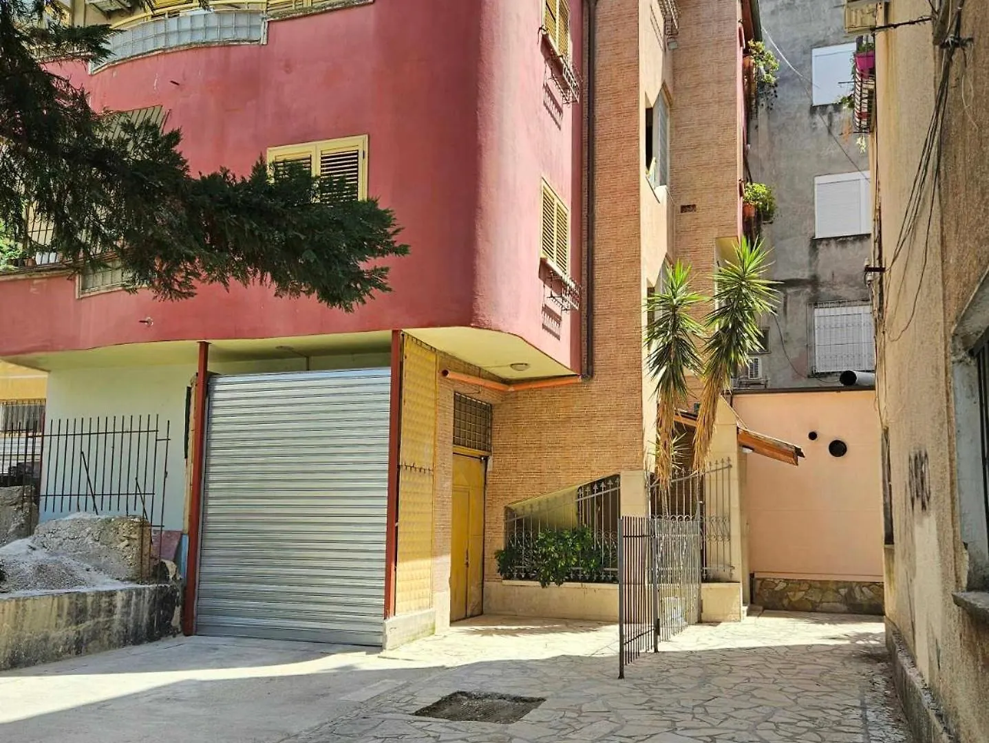 Apartment Spacious & Relaxing Home With Free Parking Vlore
