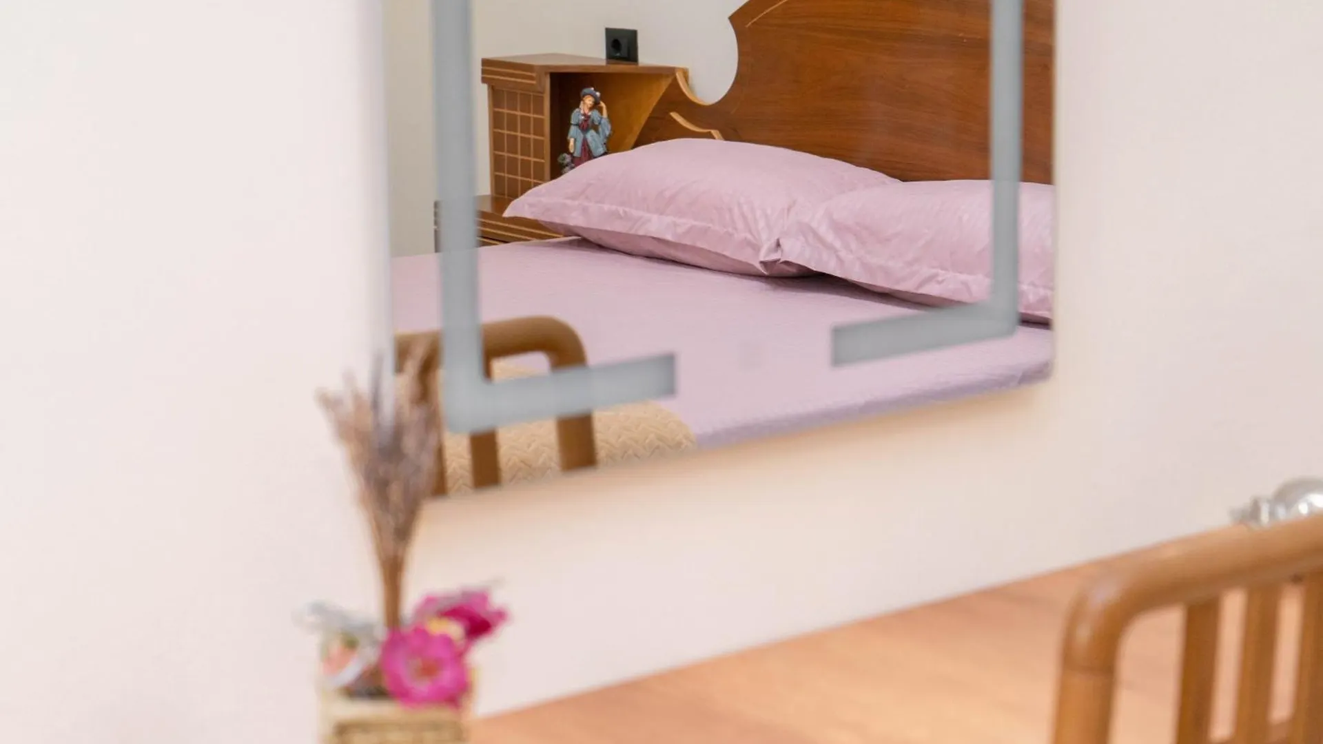 Spacious & Relaxing Home With Free Parking Vlore 0*,  Albania